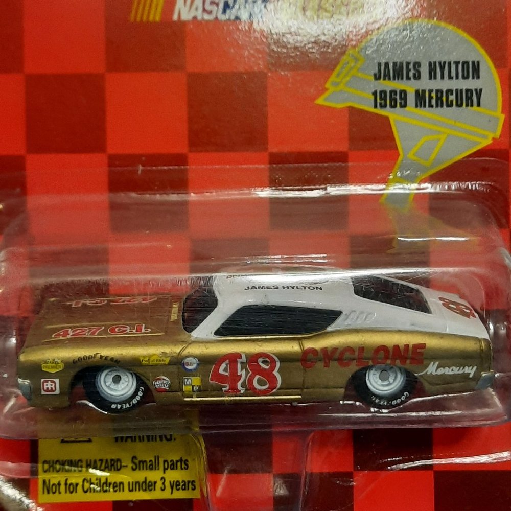 Vintage Nascar Classics Stockcar 1/64 James Hylton 1969 Mercury Cyclone #48 Gold